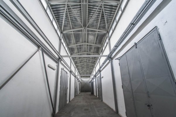 Skladový park  Kladruby 