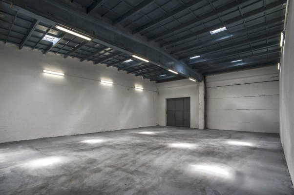 Skladový park  Kladruby 