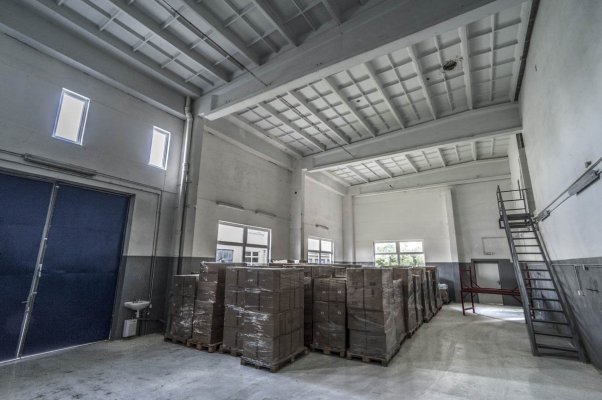 Skladový park  Kladruby 